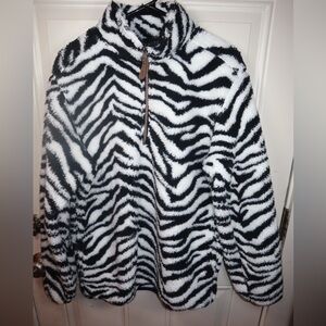 Soft 3/4 zip up ZEBRA SHERPA SIZE MEDIUM